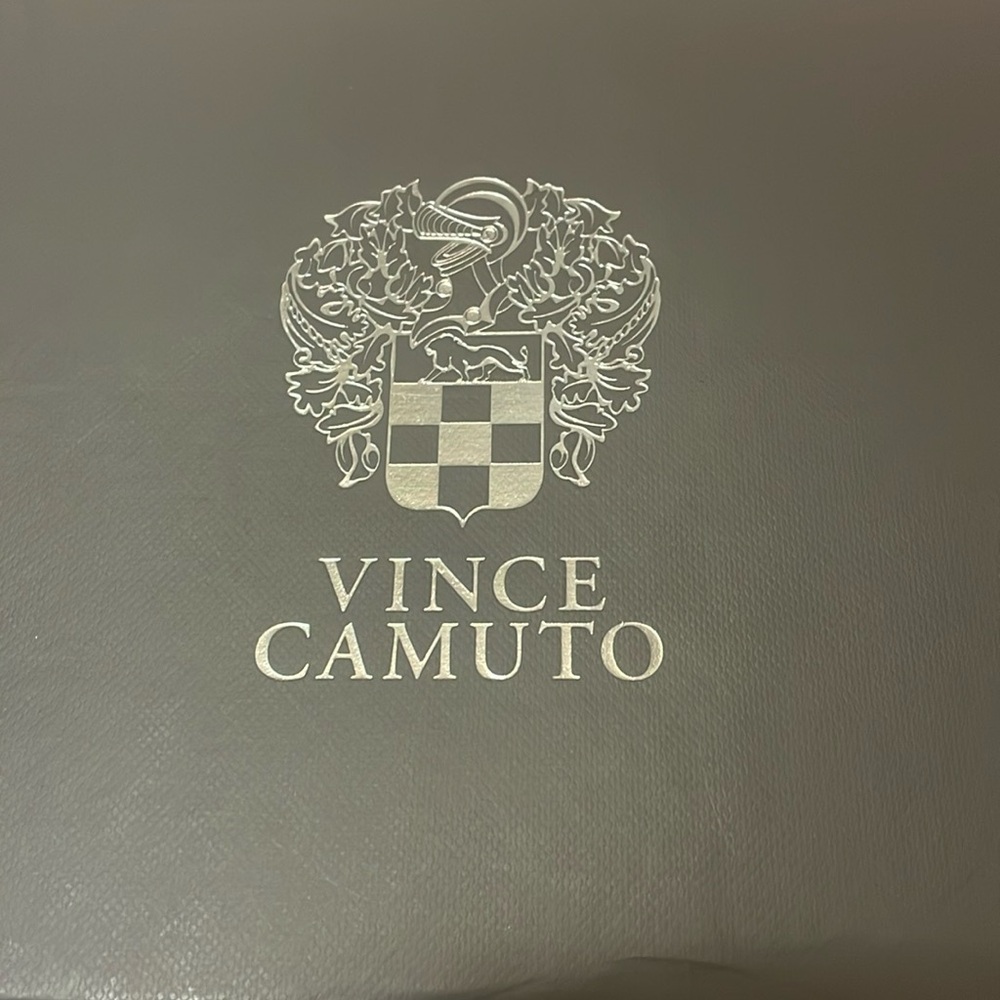 Vince Camuto Flats for women size 9 1/2 - Picture 2 of 8